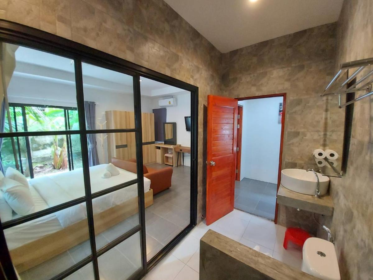Malinee Resort Bang Tao Beach  Exterior foto
